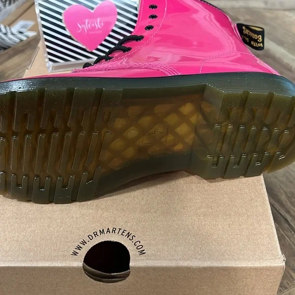 💖DR MARTENS 1460 WOMEN'S PATENT LAMPER LEATHER LACE UP BOOTS 💓💓💖💖NWT - Picture 12 of 13